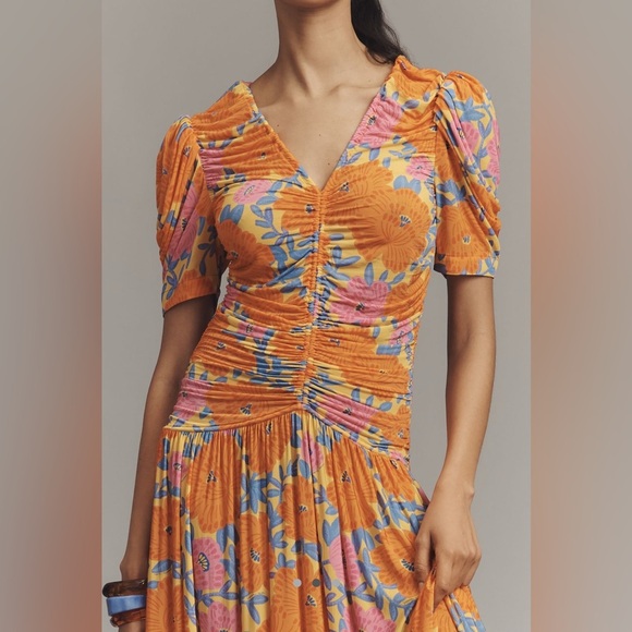 NWT Farm Rio x Anthropologie Short-Sleeve V-
Neck Ruched Midi Dress - Picture 2 of 5